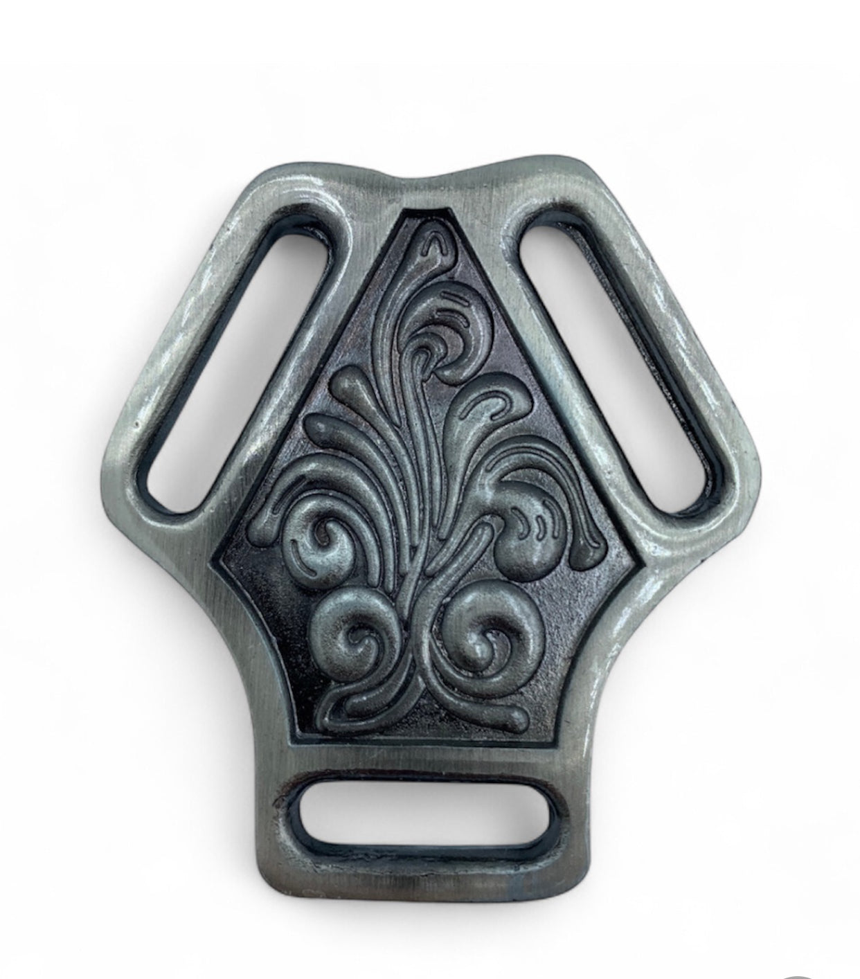 A7253 - Antique Gunmetal Breastplate Center