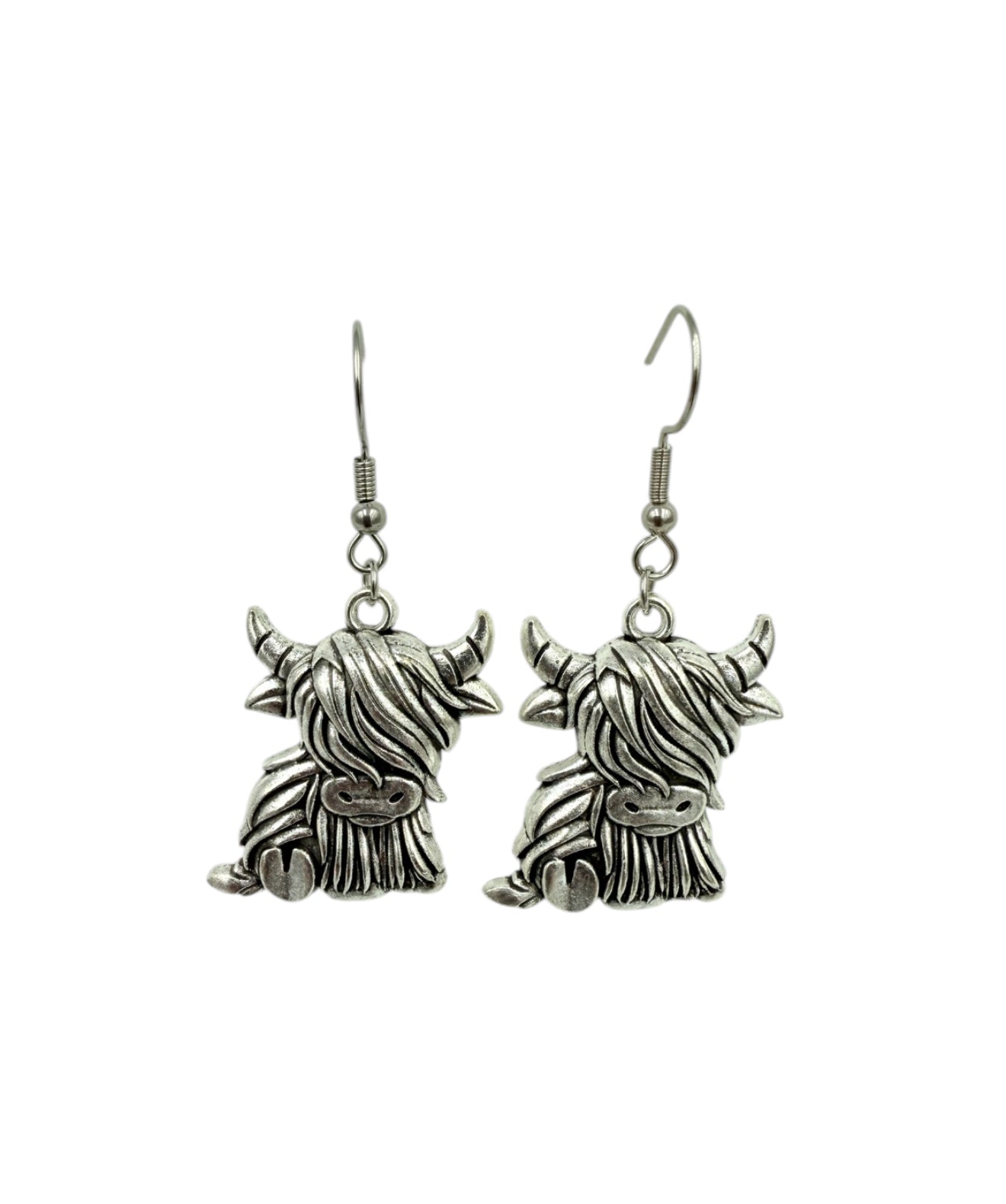 J6467 - Highland Cow Dangle Earrings