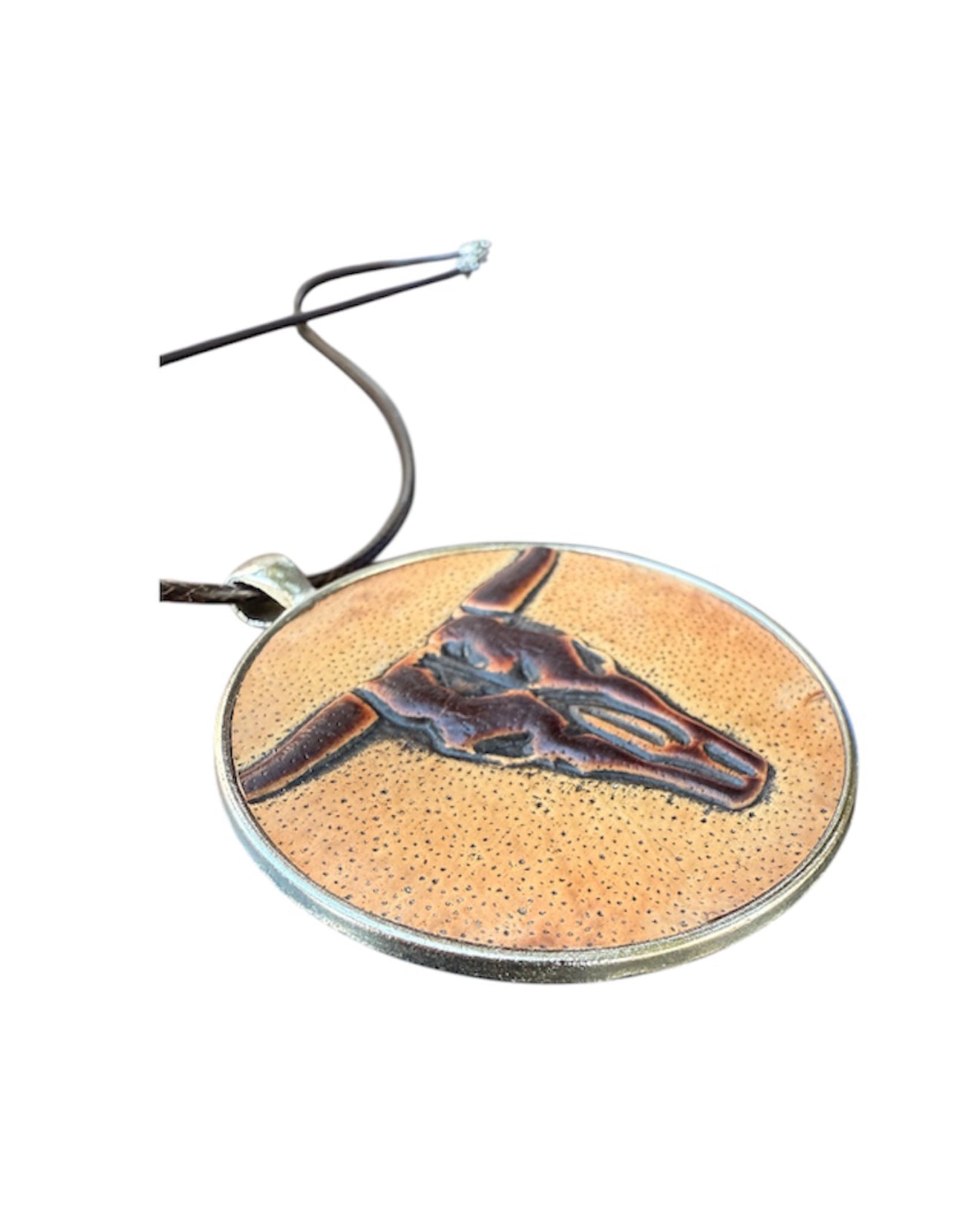 J6897 - 100% Leather Pendant Necklace