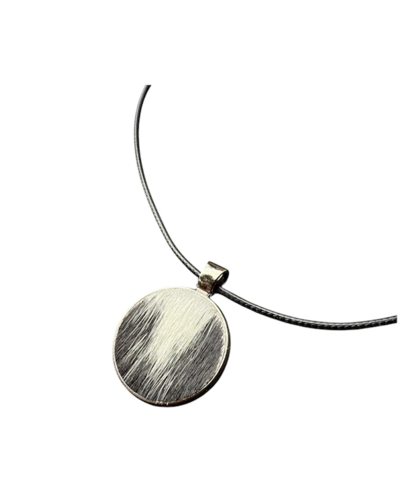 J6932 - 100% Cowhide Necklace & Earrings Set