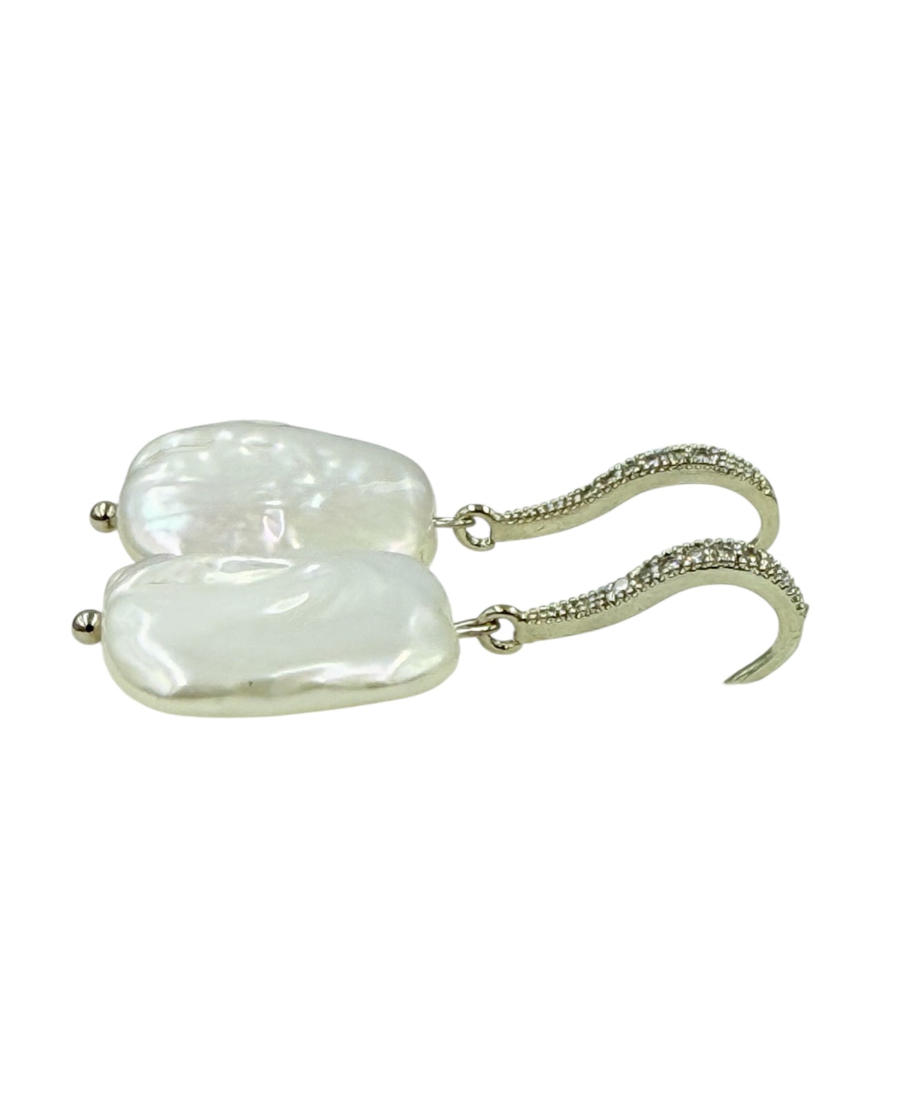 J7112 - Real Pearl White Baroque Dangle Earrings - Rawhide Western Wear