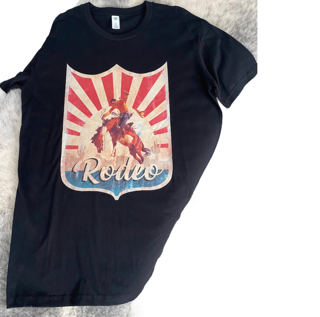 A8453B - Rodeo Round Neck Graphic T-Shirt