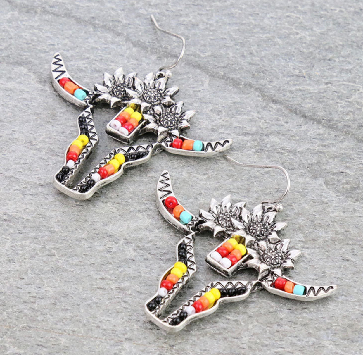 J6493 - Steer Skull with Seed Bead Dangle Earrings