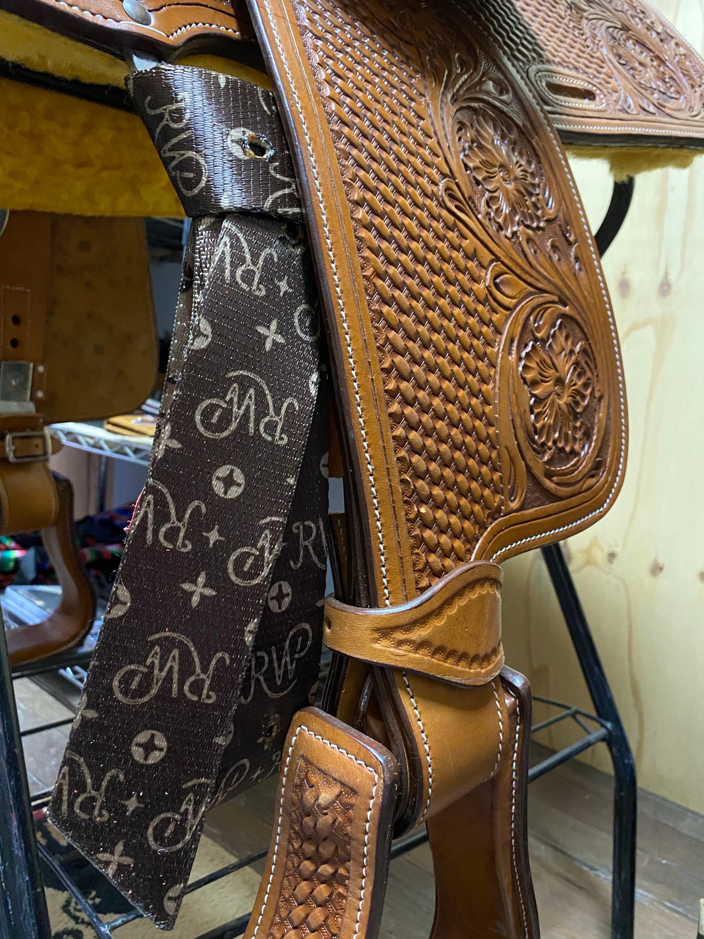 T5208 - Rawhide Original Latigo Set - Rawhide Western Wear