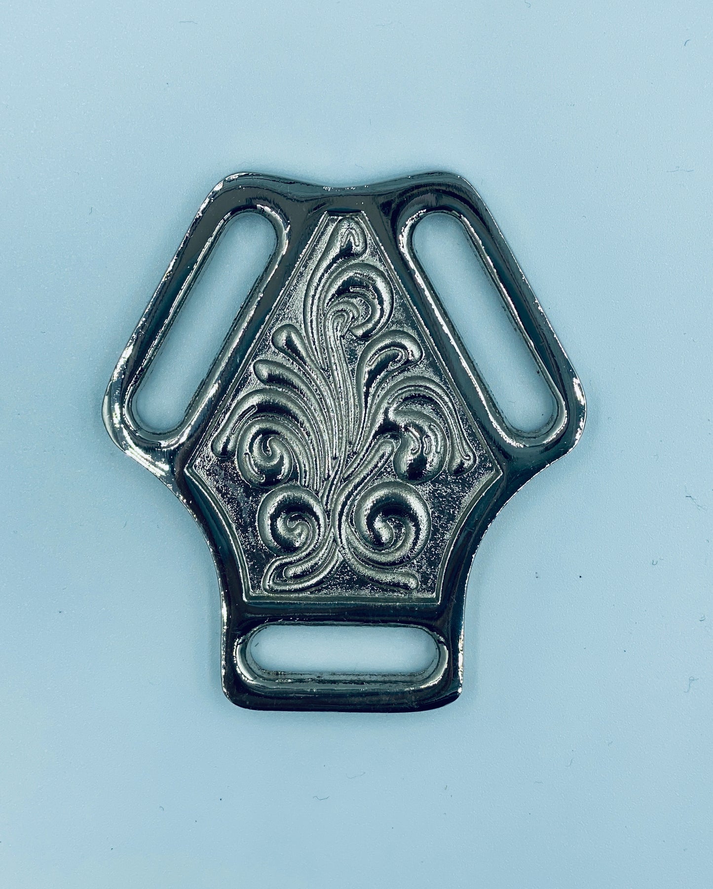 A7275 - Silver Breastplate Center
