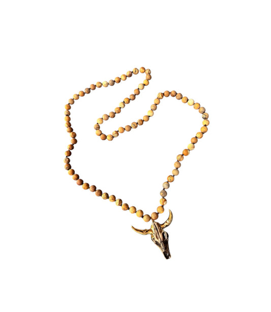 J7006 - Resin Bull Pendant Necklace