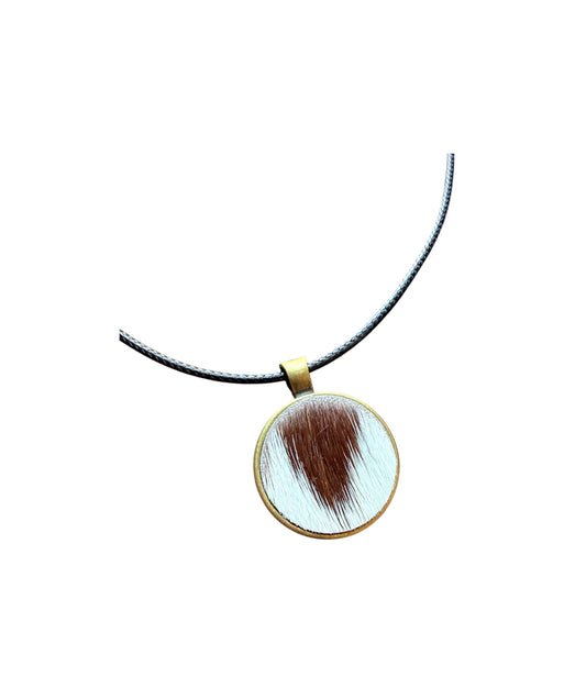 J7071 - 100% Cowhide Pendant Necklace