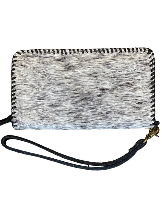 BG17 - Black and white hair on Cowhide Clutch Wallet