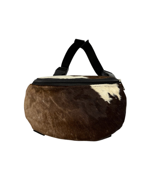 178187E - Hair on Cowhide Saddle Pouch