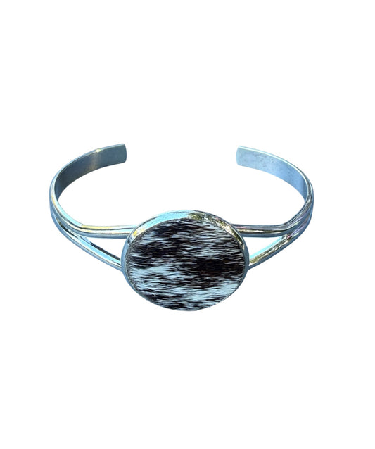 J6864R - 3/4 Bangle w Tooled Leather Bezel