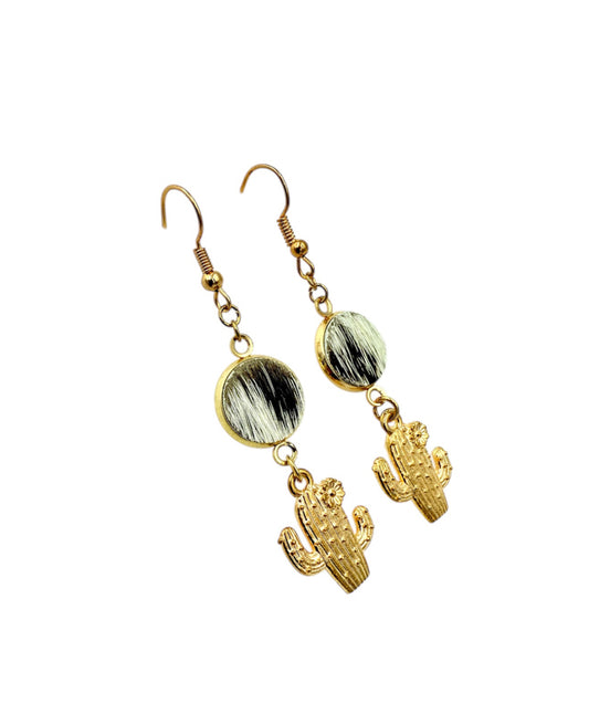 J7047C - Hide Gold Coloured Fishhook Earrings