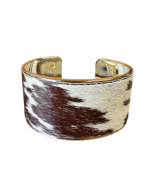 J6878 - 3/4 Bangle w Cowhide Bezel