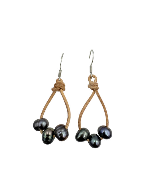 J7068 - Real Pearl Leather Hook Dangle Earring