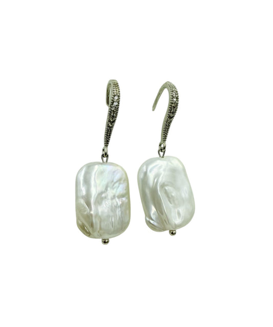 J7112 - Real Pearl White Baroque Dangle Earrings - Rawhide Western Wear 