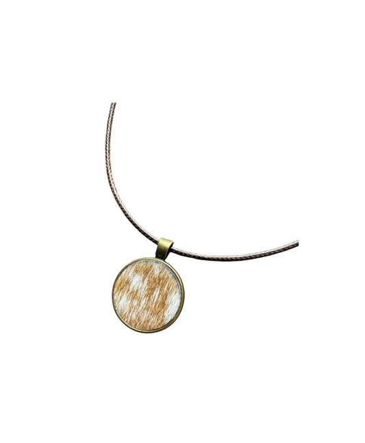 J6910 - 100% Cowhide Pendant Necklace