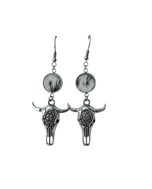 J6682A - 100% Hair on Hide Earrings with Steer Head