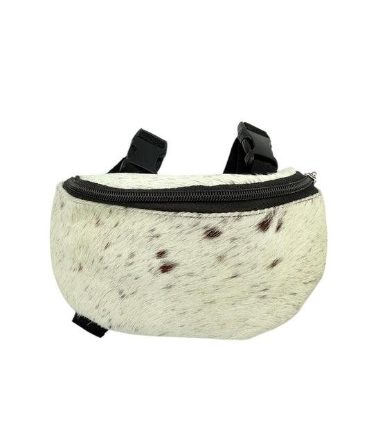 178187D - Hair on Cowhide Saddle Pouch