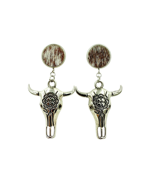 J6579C - 12mm Stainless Steel Stud Hide w Skull Dangle