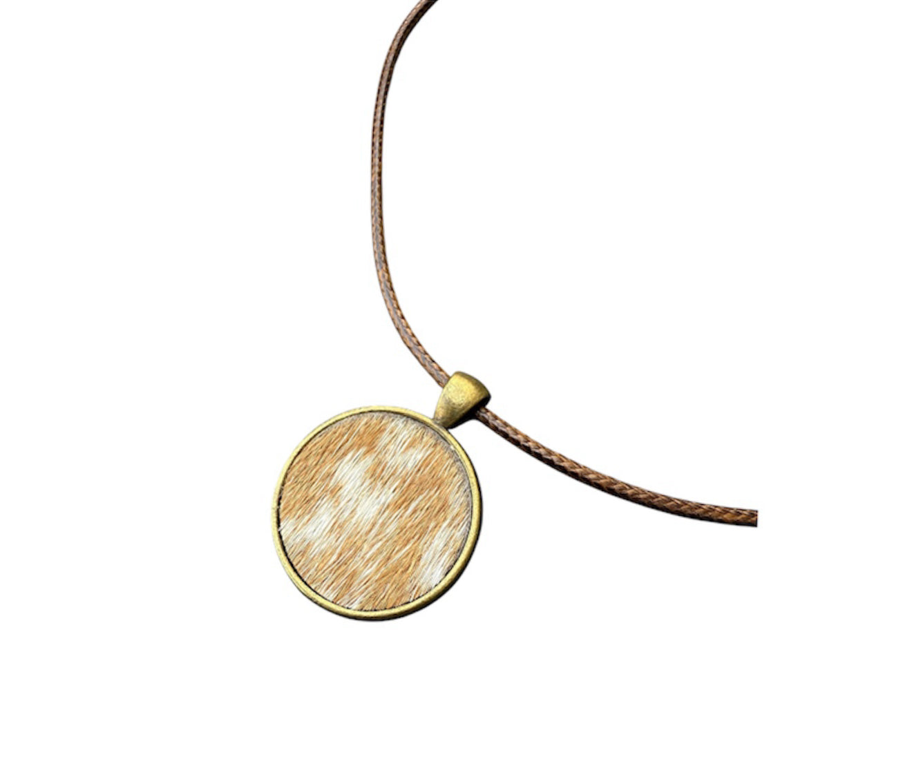 J6912 - 100% Cowhide Pendant Necklace