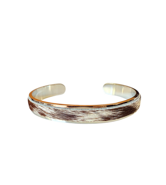 J6844   - Solid/Stainless Steel 3/4 Bangle Cowhide