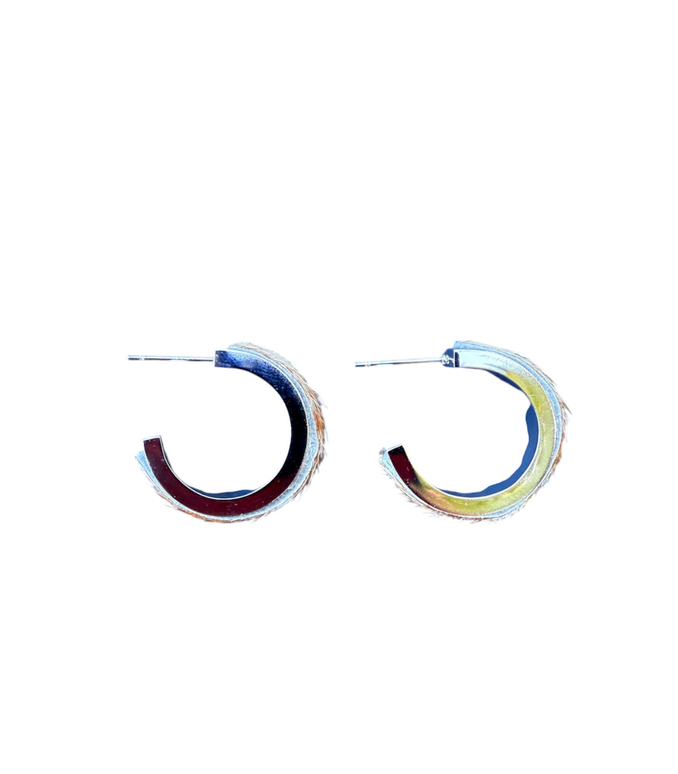 J7048 - C Shape Hide Stud Earrings