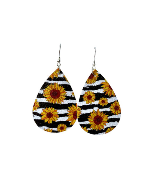 J7012 - Tear Drop Faux Leather Dangle