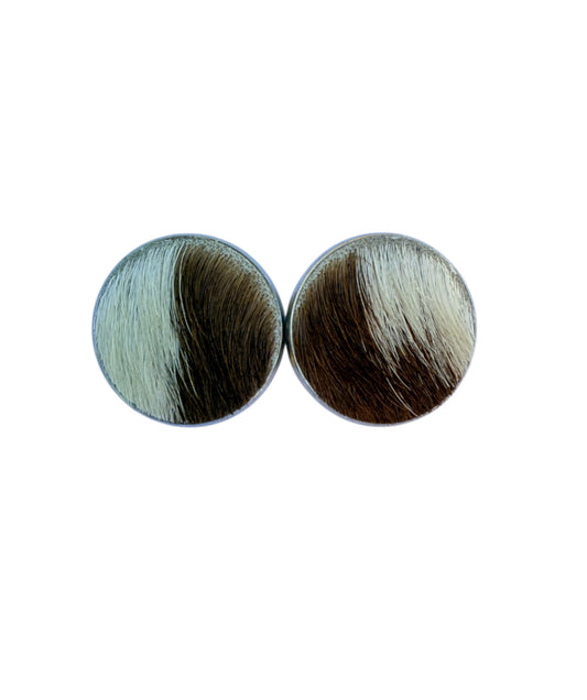 J7052 - 20mm Round Hide Stud Earrings