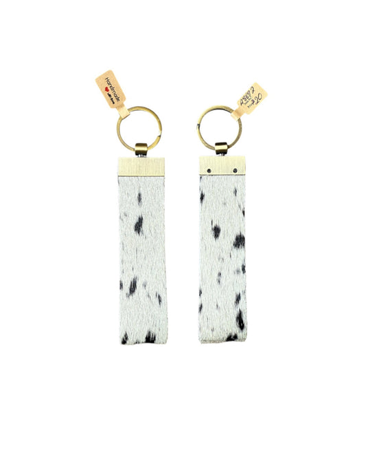 A8692 - Small Cowhide Wrist Strap Keychain