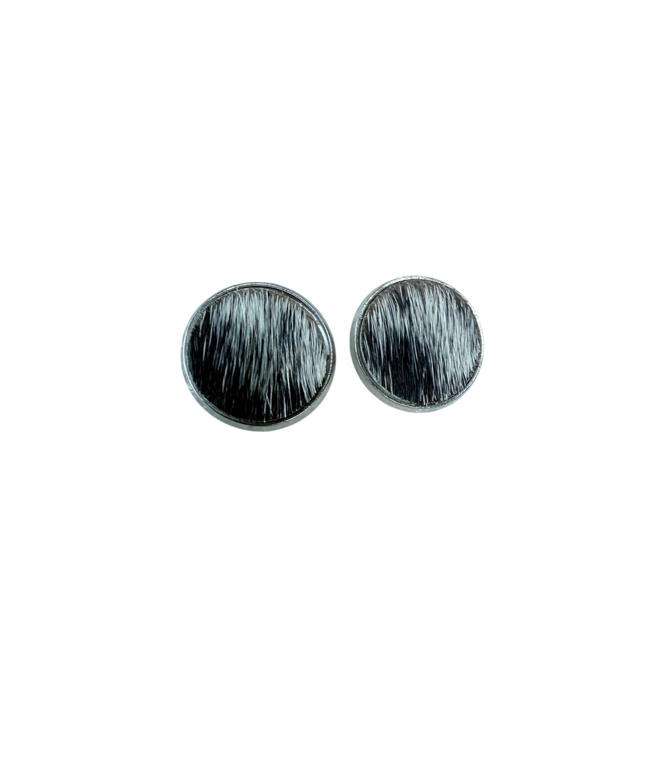 J6597C - 12mm Round Hide Stud Earrings