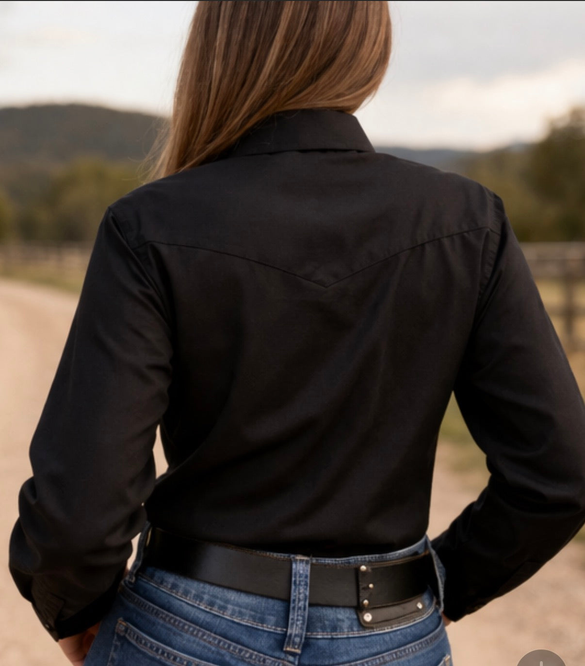 L1355 - Billie Ladies Black Shirt – Fitted Arena Shirt No Pockets Poly Cotton - Rawhide Western Wear 