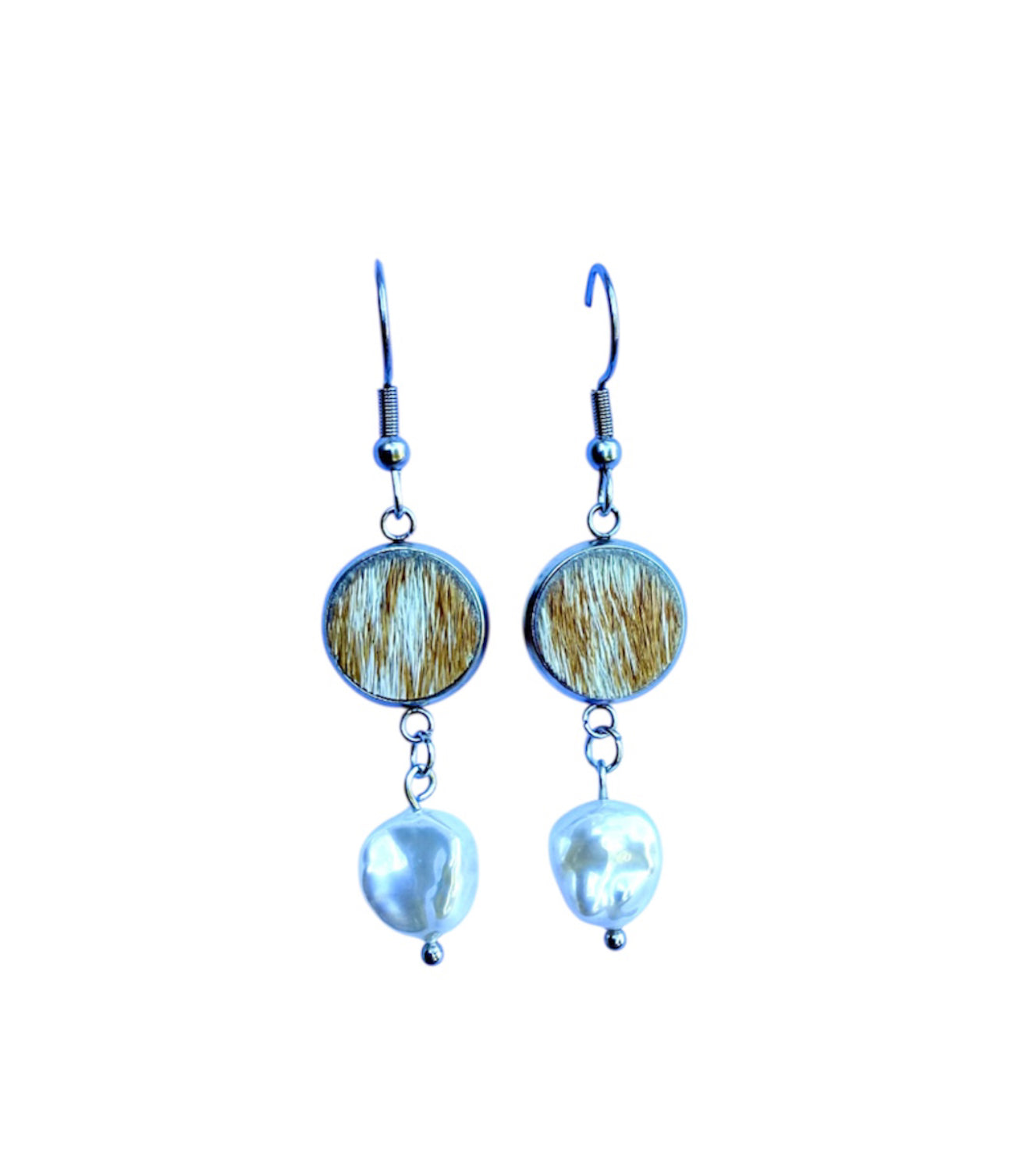 J6672 - 100% Hair on Hide Earrings with Pearl Drop