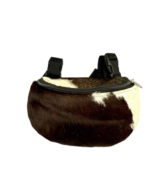 178187C - Hair on Cowhide Saddle Pouch