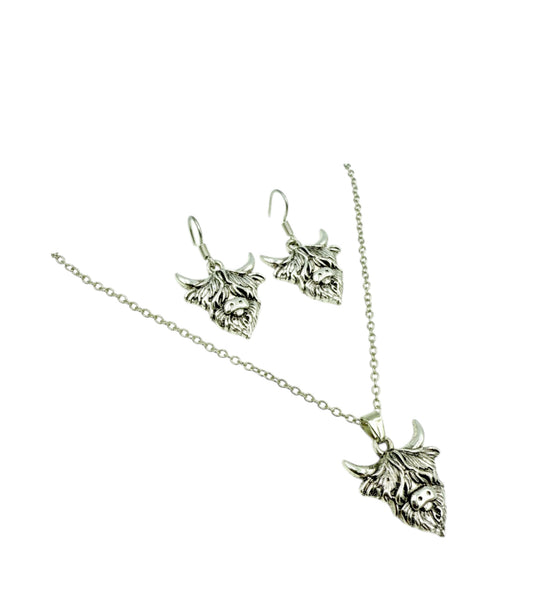 J7082 - Highland Cow Earrings & Necklace Set