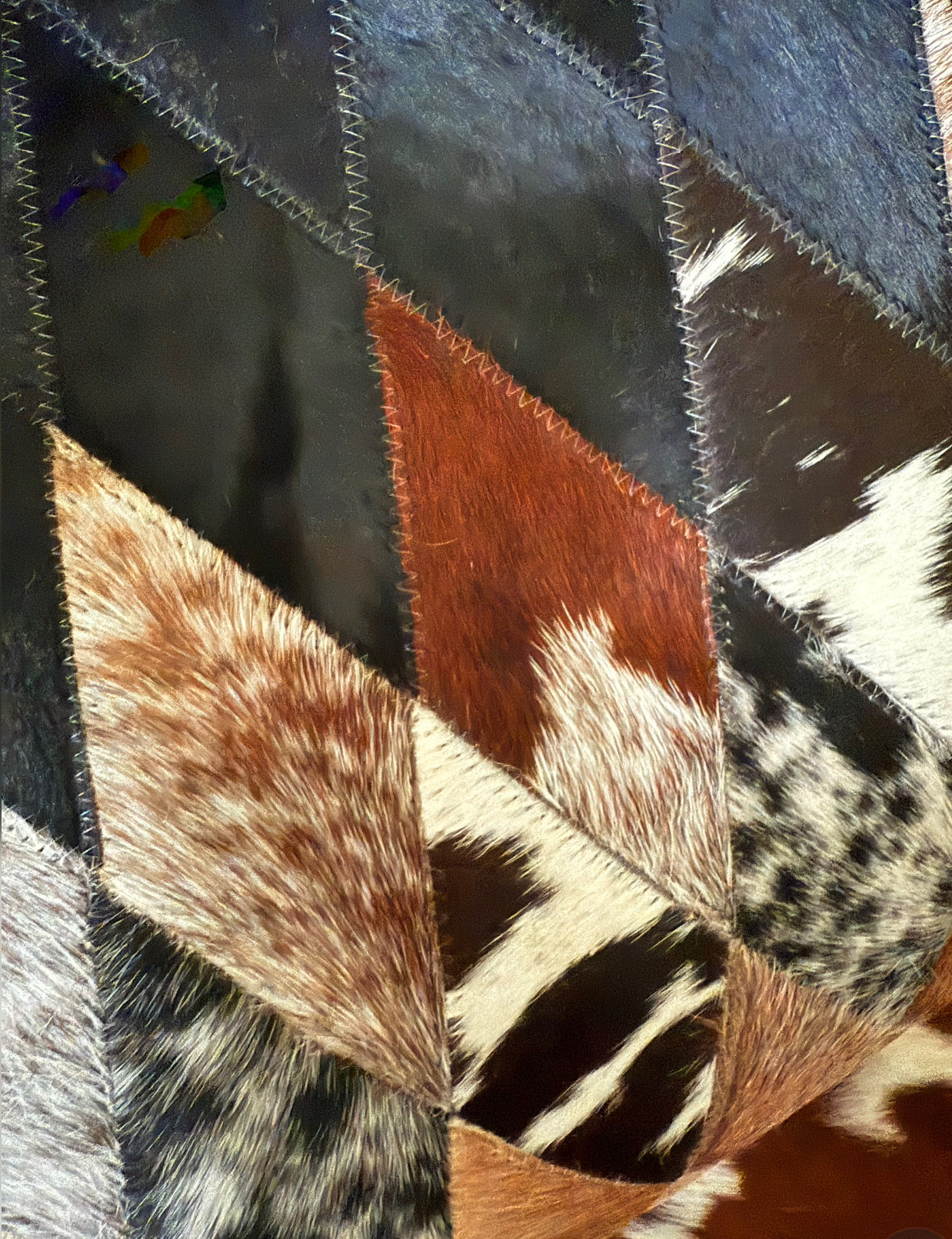 A8983 - 100% Hair on Hide (Cowhide) Round Floor Rug