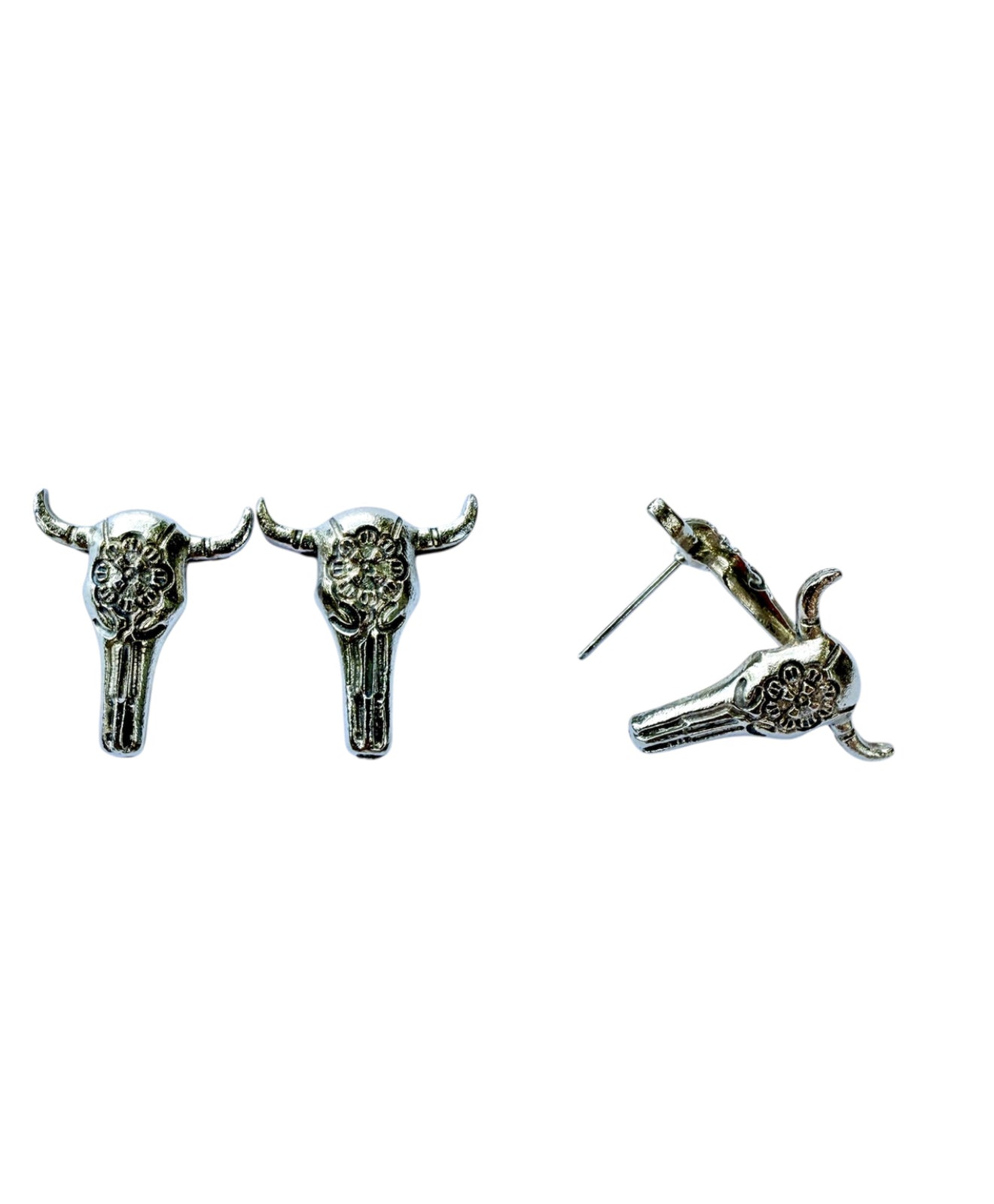 J6491 - Bull Skull Stud Earrings - Rawhide Western Wear 