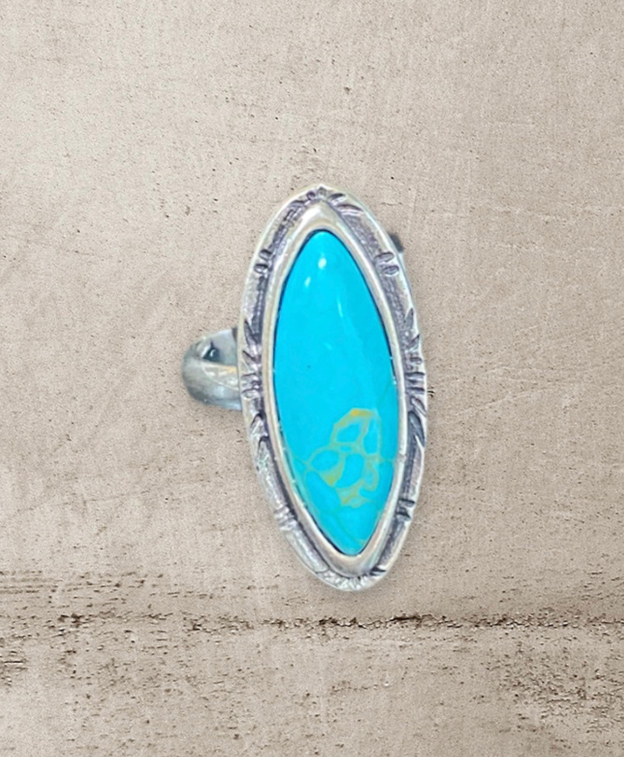 J6721 - Western Style Stone Cuff Ring
