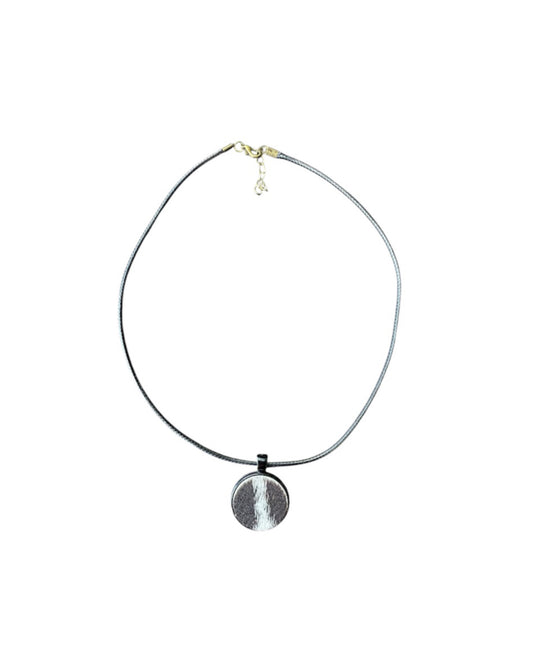 J6909 - 100% Cowhide Pendant Necklace