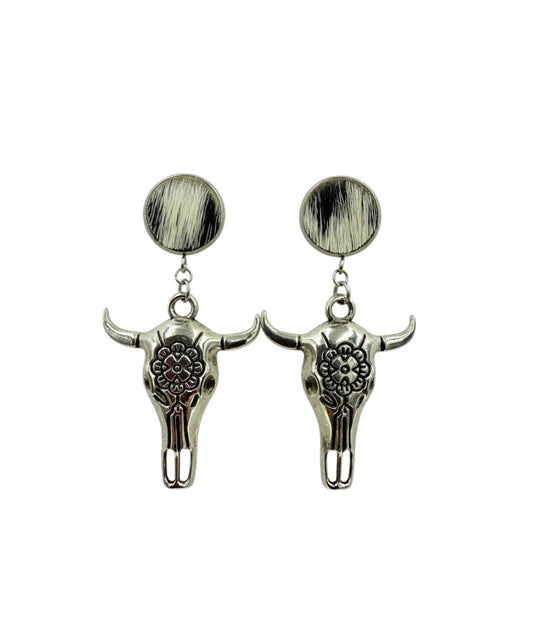 J6579A  - 12mm Hide Stainless Steel Stud w Skull Dangle