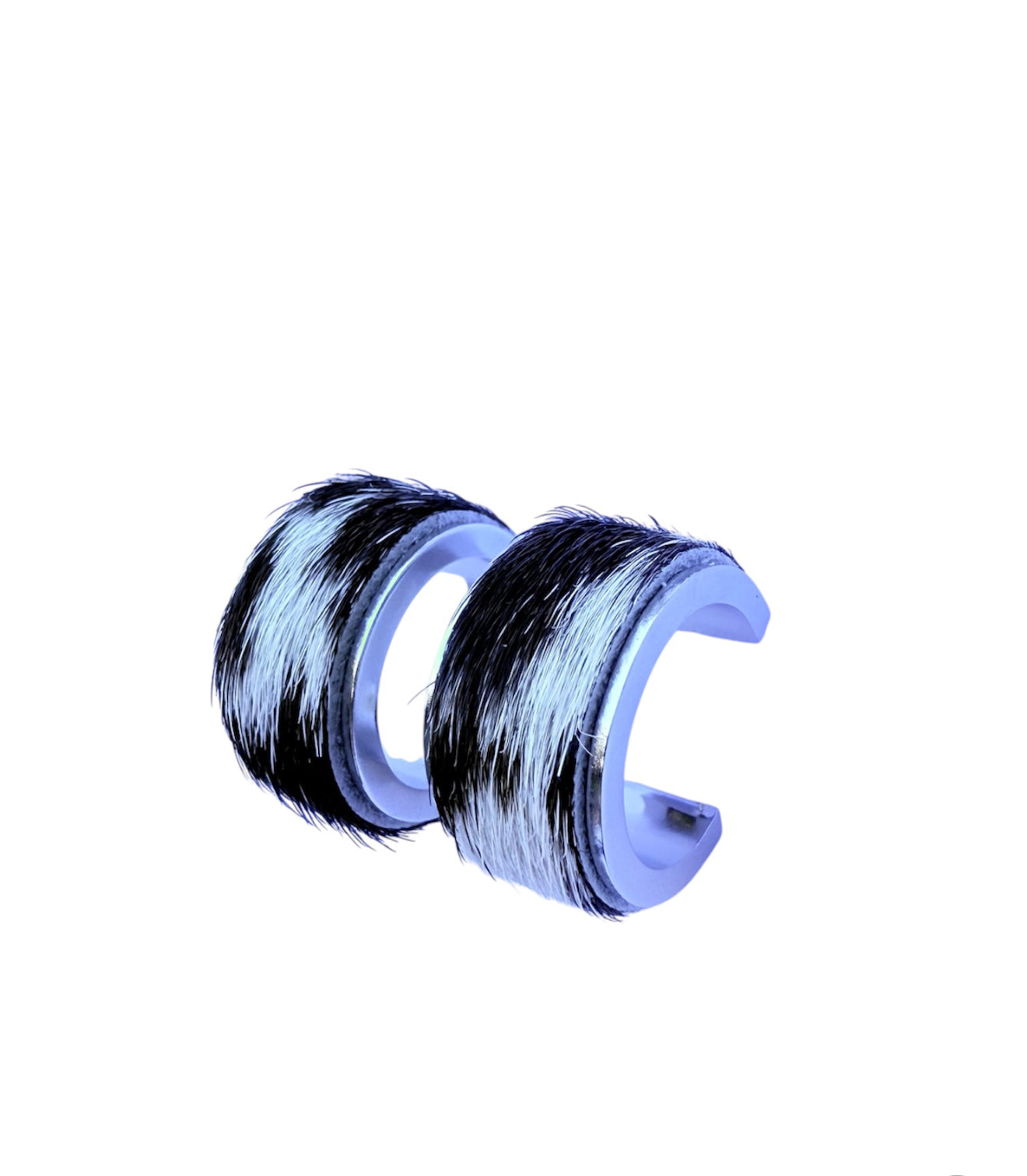 J7048A - C Shape Hide Stud Earrings