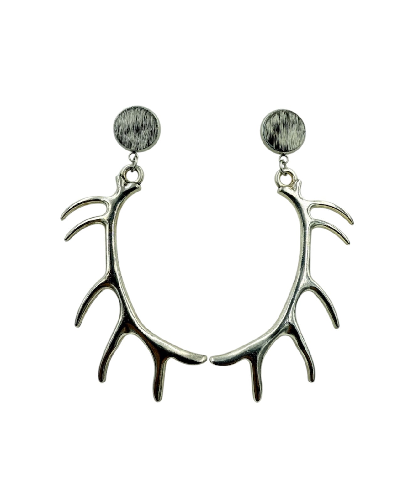 J6981A - 100% Hair on Hide Stud w Antler Dangle