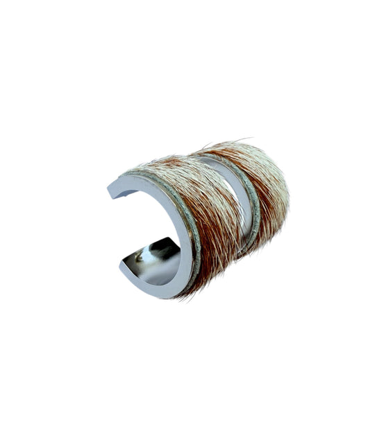 J7048 - C Shape Hide Stud Earrings - Rawhide Western Wear 