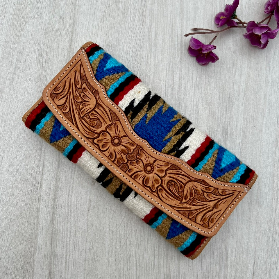 A8105 - Tooled Saddle Blanket Trifold Wallet
