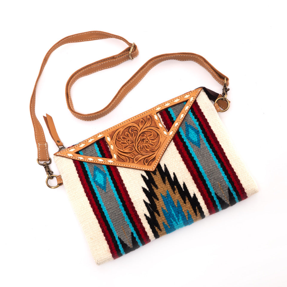 A8111 - White Saddle Blanket Large Clutch with Tooled Leather