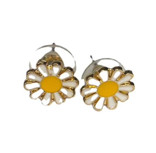 J6416 - Daisy Stud Earring