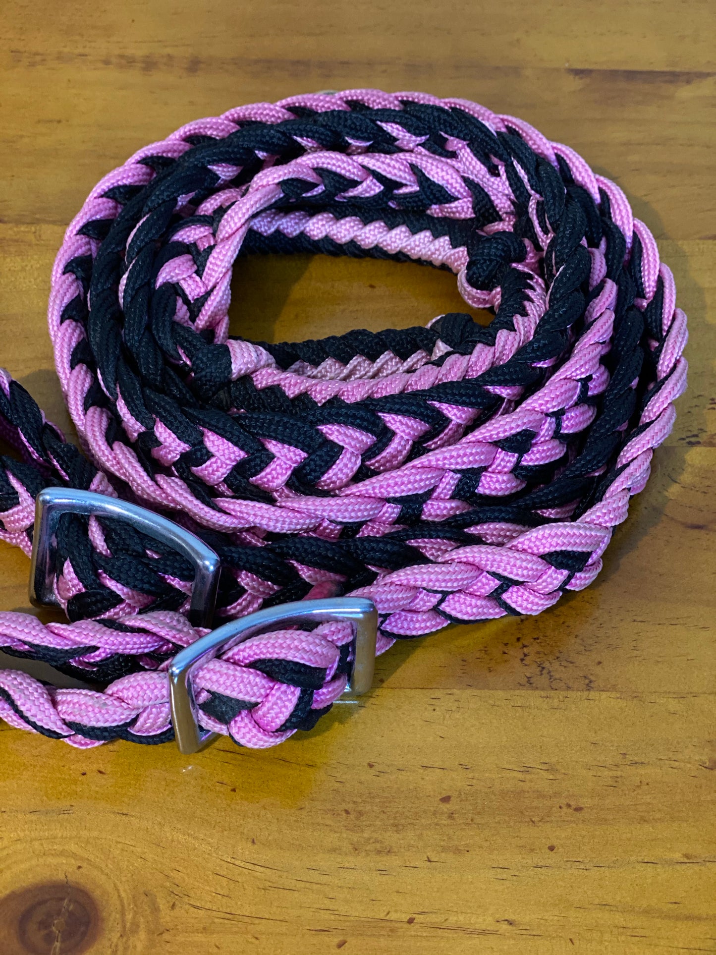 T5300  - Two Colour Braided Barrel Reins with Knots