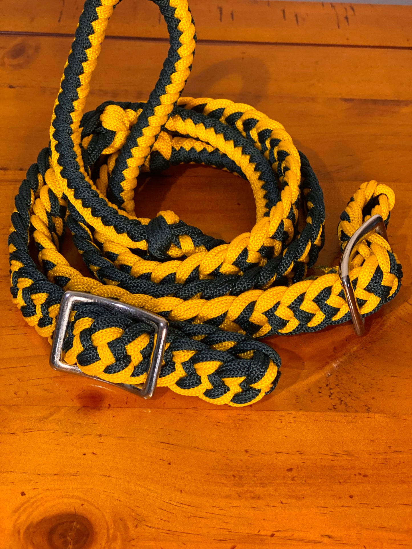 T5300  - Two Colour Braided Barrel Reins with Knots