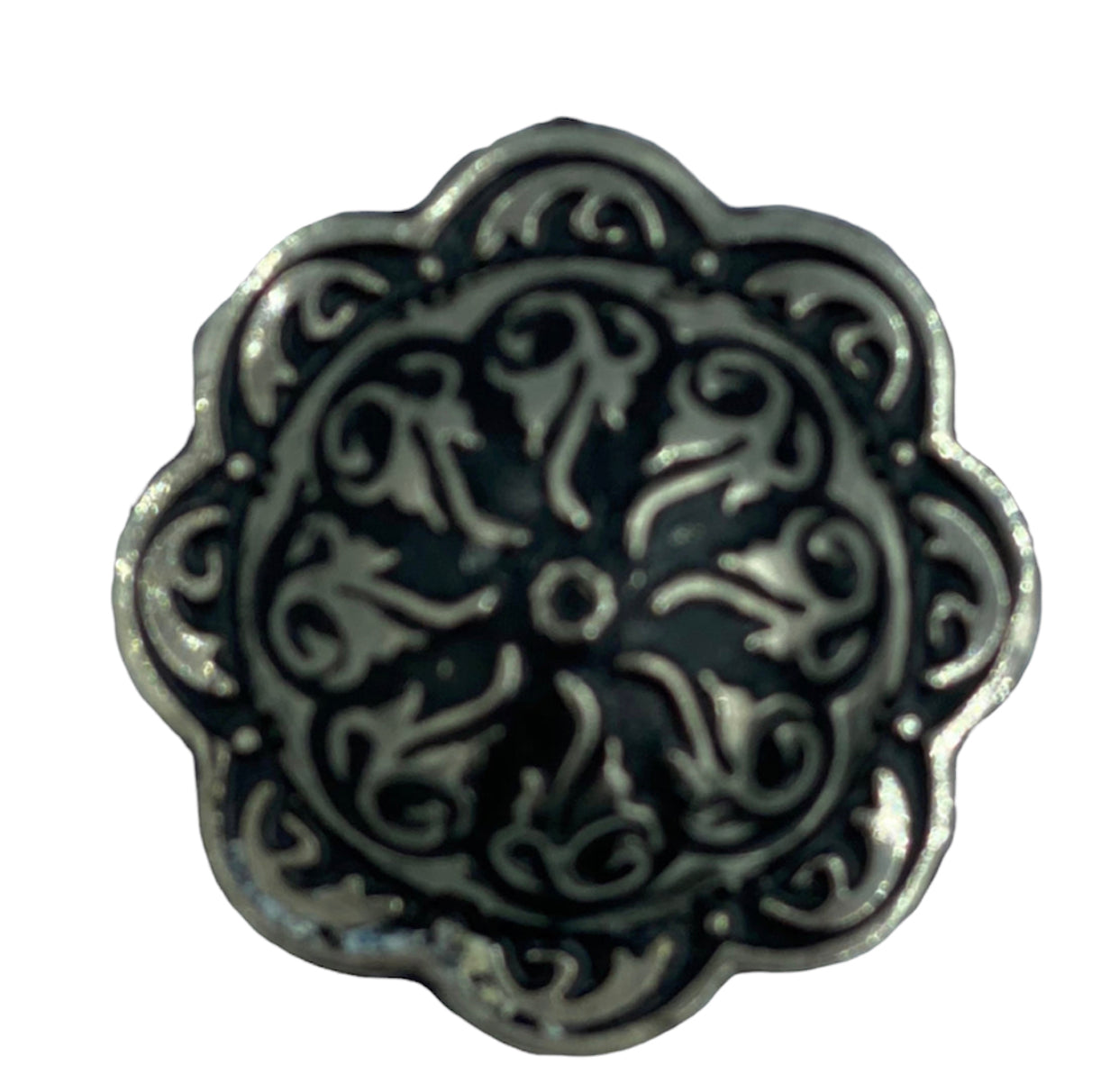 A7639 - Gunmetal Scroll Round Concho