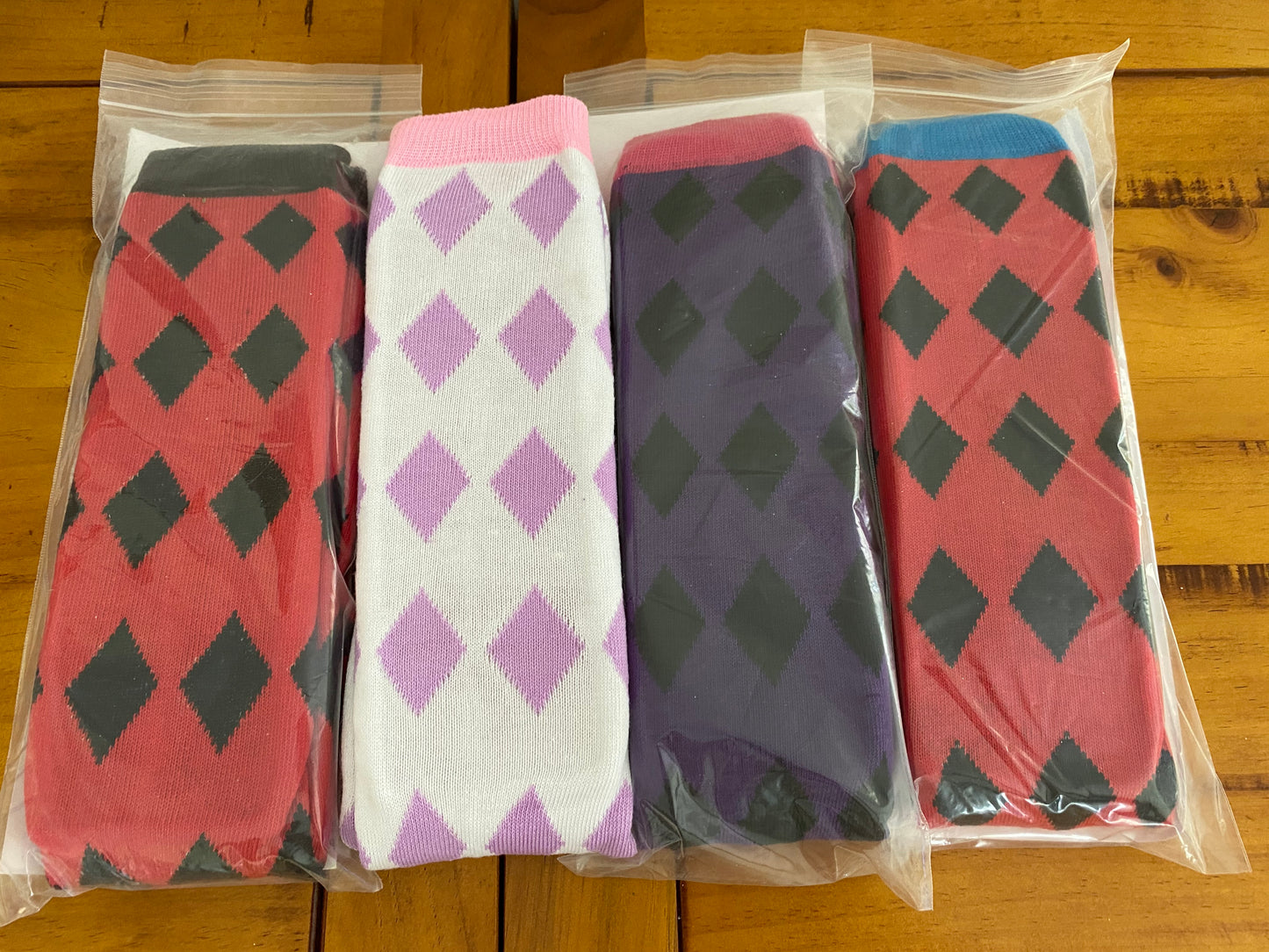 A7562 - Harlequin Shin Style Knee High Cushshin Sock
