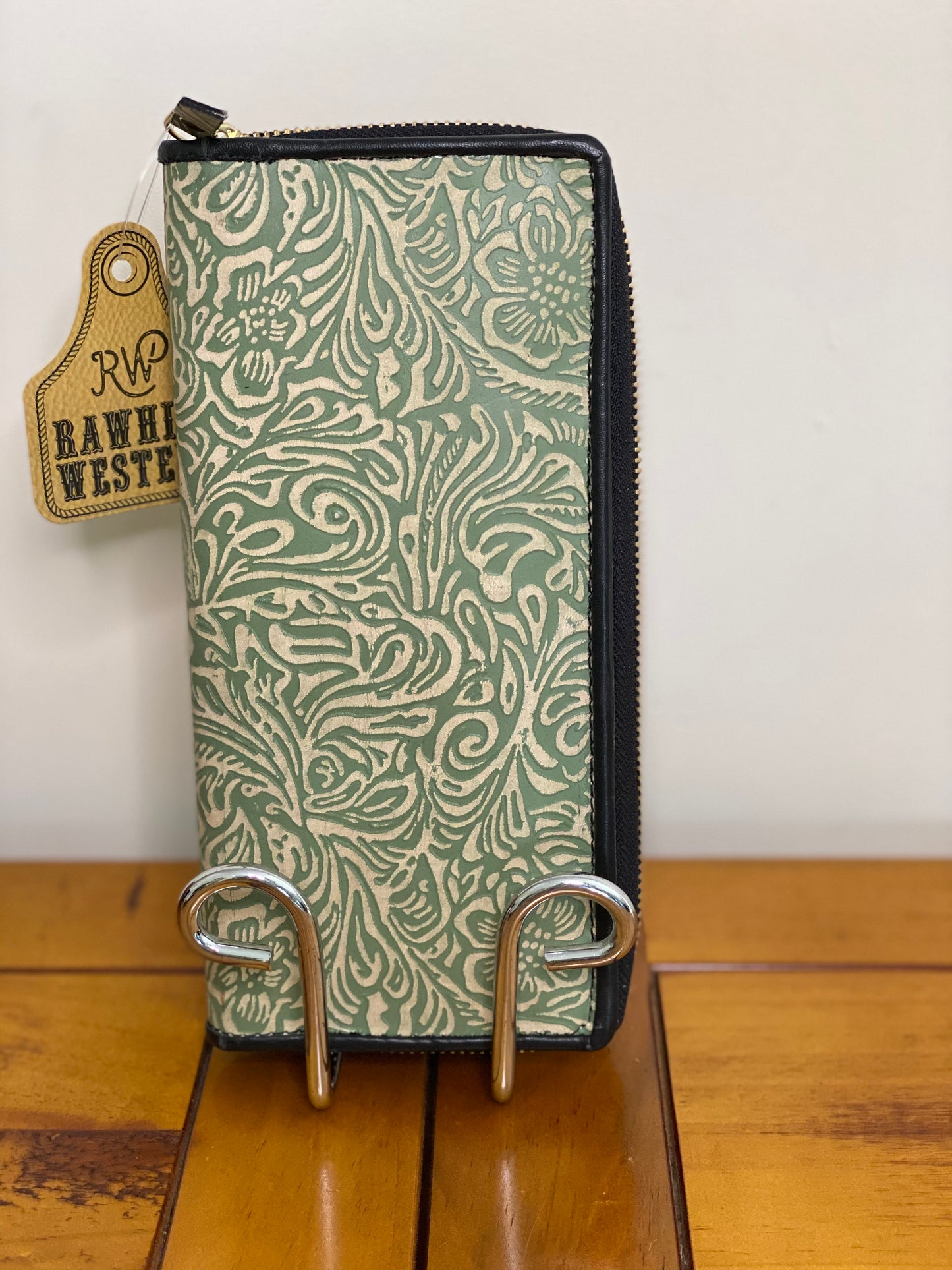 A7658 - Rawhide Embossed Wallet
