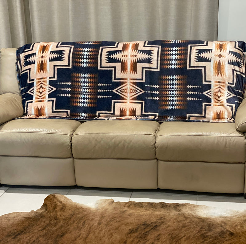 A7866 - Fleecy Aztec Boho Throw Rug